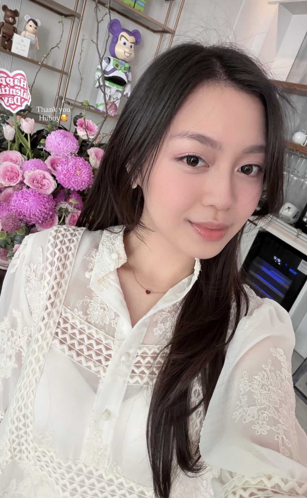 Chốt sổ ng&agrave;y Valentine: Quy&ecirc;n Qui, bạn g&aacute;i HIEUTHUHAI hạnh ph&uacute;c ngập tr&agrave;n, một cặp đ&ocirc;i bỗng im ru- Ảnh 7.