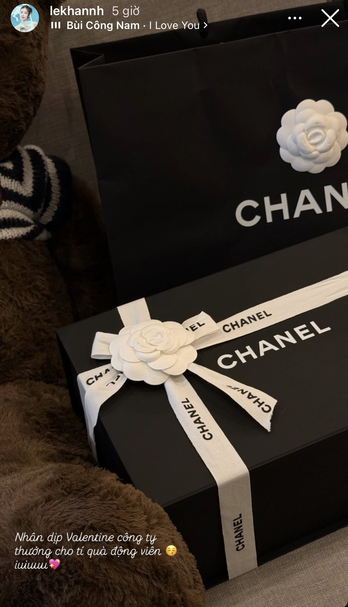 Chốt sổ ng&agrave;y Valentine: Quy&ecirc;n Qui, bạn g&aacute;i HIEUTHUHAI hạnh ph&uacute;c ngập tr&agrave;n, một cặp đ&ocirc;i bỗng im ru- Ảnh 9.