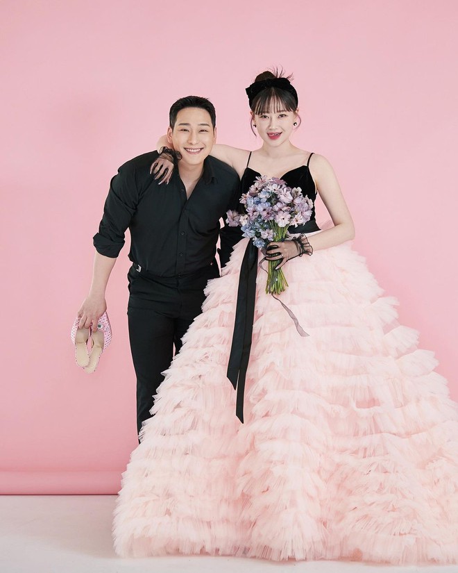 Tin mừng nhất 28 Tết: Cặp ca sĩ - diễn vi&ecirc;n đẹp như mơ chuẩn bị l&ecirc;n chức bố mẹ- Ảnh 3.