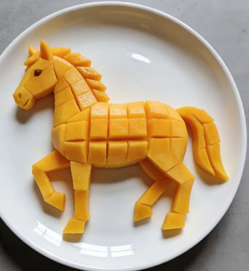 Chuẩn bị một đĩa tr&aacute;i c&acirc;y theo chủ đề 