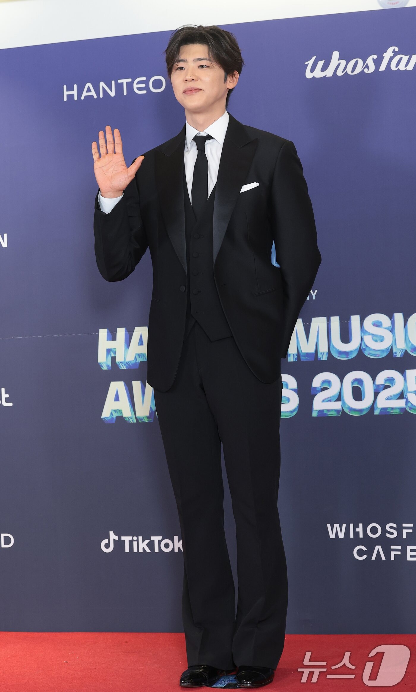 Thảm đỏ Hanteo Music Awards 2026: Tiffany (SNSD) rạng rỡ xinh hút hồn, át hết dàn mỹ nhân đàn em- Ảnh 31. Thảm đỏ Hanteo Music Awards 2026: Tiffany (SNSD) rạng rỡ xinh hút hồn, át hết dàn mỹ nhân đàn em- Ảnh 31.