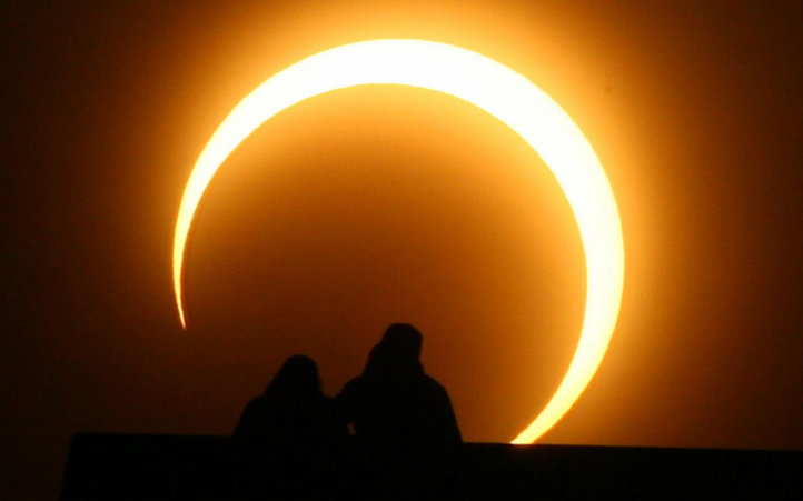 Hiện tượng nhật thực cực hiếm sẽ xuất hiện v&agrave;o m&ugrave;ng 1 Tết B&iacute;nh Ngọ- Ảnh 1.