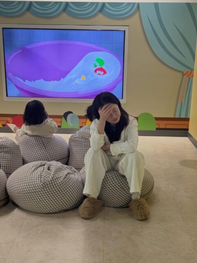 &ldquo;Song Ji Hyo kiệt sức khi nu&ocirc;i con&rdquo;- Ảnh 5.