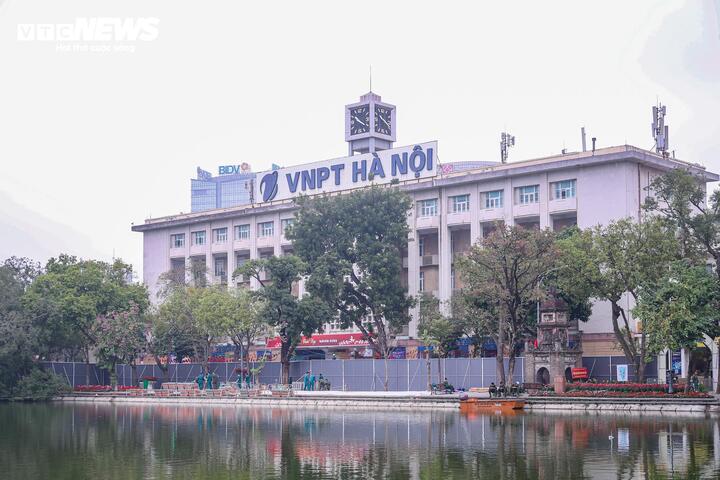 To&agrave;n cảnh trận địa ph&aacute;o hoa ở H&agrave; Nội ch&agrave;o mừng năm mới B&iacute;nh Ngọ 2026- Ảnh 12.