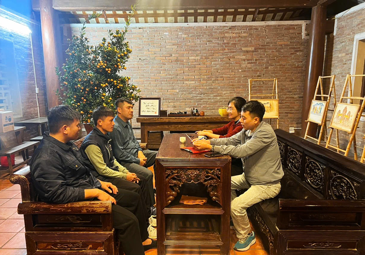 Du kh&aacute;ch tố bị '&eacute;p' gửi xe khi tham quan Y&ecirc;n Tử, ch&iacute;nh quyền v&agrave;o cuộc- Ảnh 1.