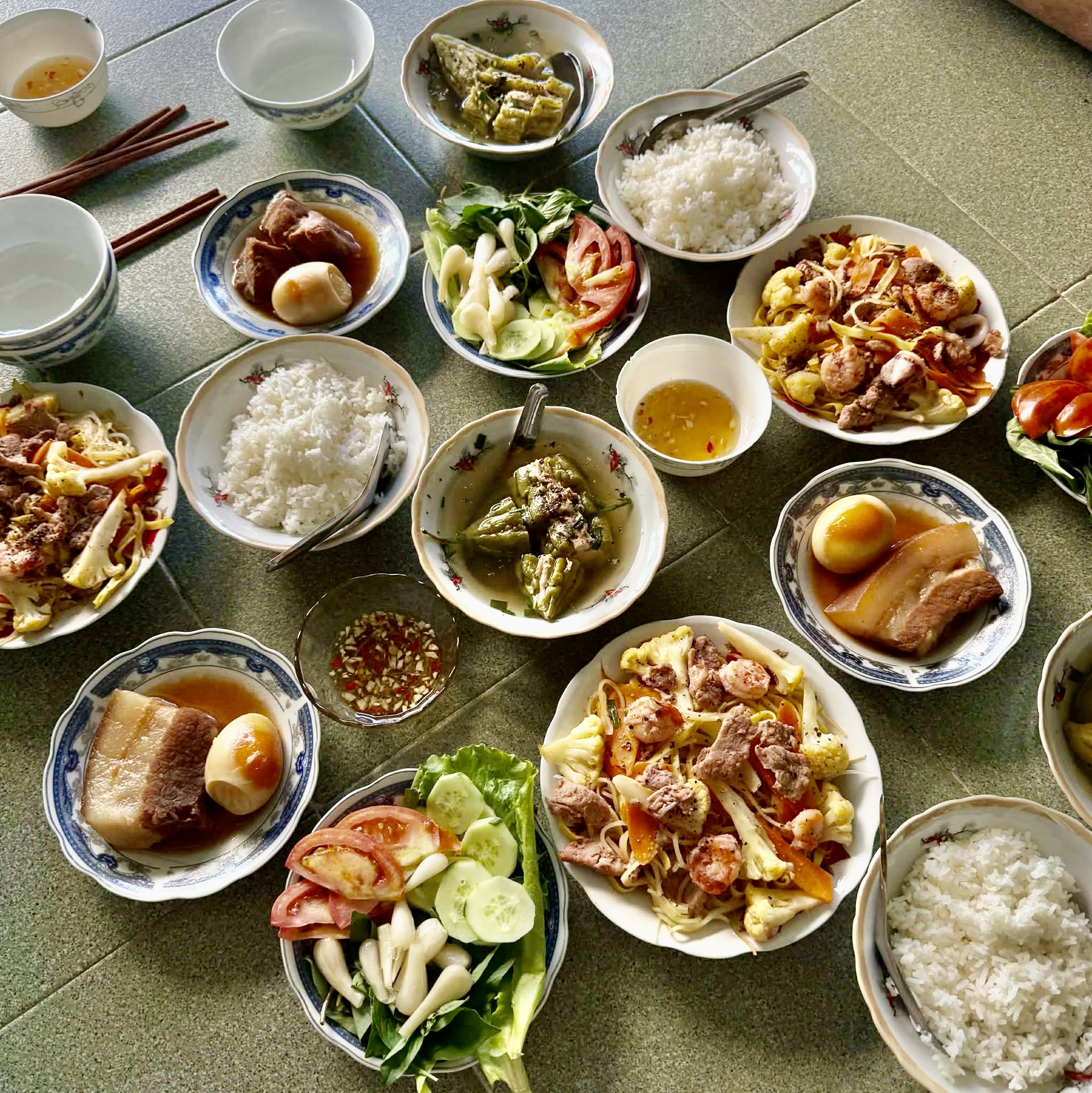 29 Tết, loạt si&ecirc;u phẩm cơm tất ni&ecirc;n tr&igrave;nh l&agrave;ng: H&agrave; Tĩnh c&uacute;ng mực, Hải Ph&ograve;ng c&oacute; chả rươi- Ảnh 19.