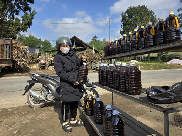 Nghệ An: Làng nấu mật mía xã Nghĩa Hành tất bật ngày giáp Tết- Ảnh 11. Nghệ An: Làng nấu mật mía xã Nghĩa Hành tất bật ngày giáp Tết- Ảnh 11.