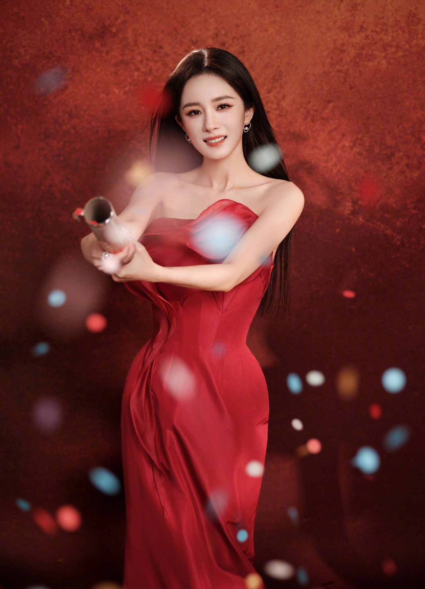 Đào mai nở rộ cũng thua mỹ nhân đẹp nhất 29 Tết: Visual nữ thần mùa xuân, càng ngắm càng vui phơi phới- Ảnh 10. Đào mai nở rộ cũng thua mỹ nhân đẹp nhất 29 Tết: Visual nữ thần mùa xuân, càng ngắm càng vui phơi phới- Ảnh 10.