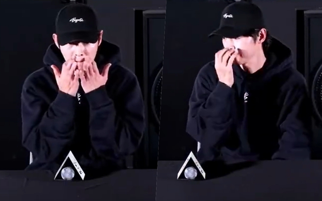 Song Joong Ki rời xa Song Hye Kyo là bão tố!- Ảnh 2. Song Joong Ki rời xa Song Hye Kyo là bão tố!- Ảnh 2.