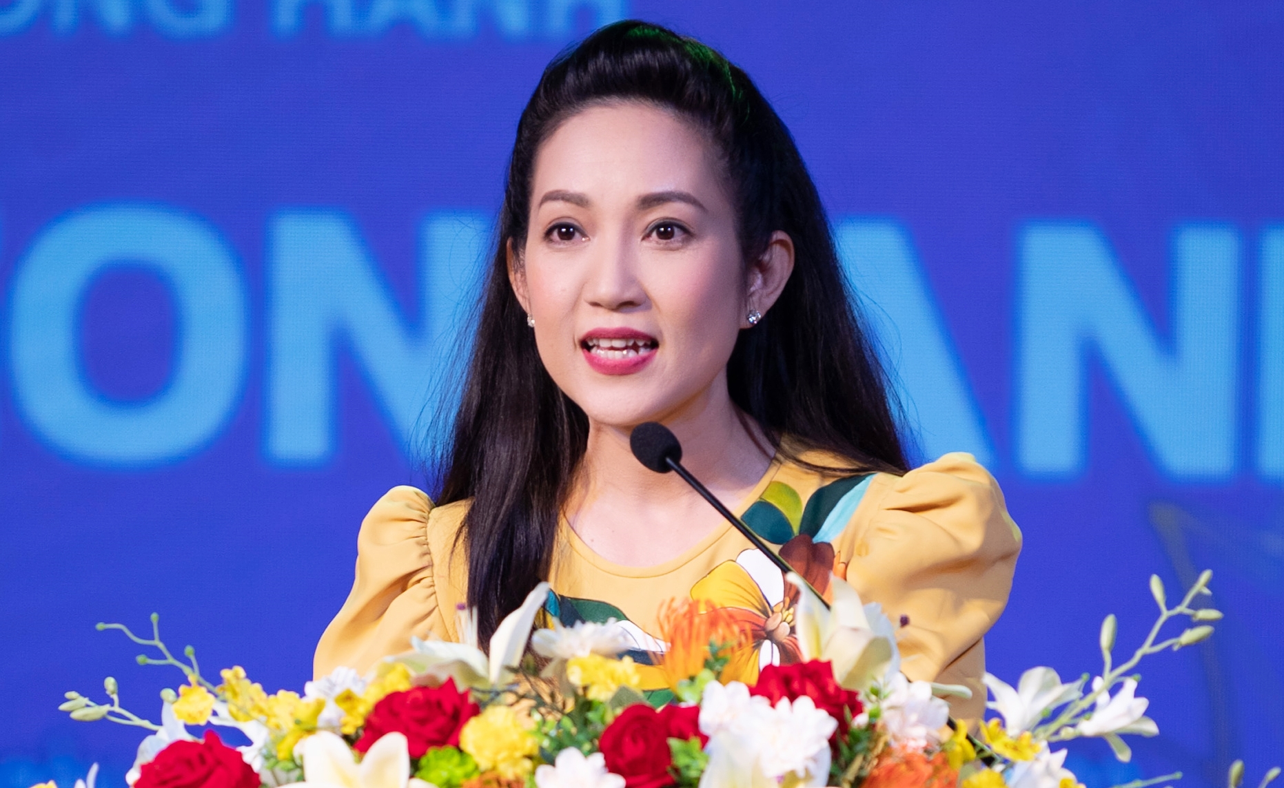 Việt Nam c&oacute; NSND mang h&agrave;m Trung t&aacute;, l&agrave; PGĐ Sở VH-TT TP.HCM: Showbiz từ gi&agrave; đến trẻ kh&ocirc;ng ai d&aacute;m đắc tội- Ảnh 3.