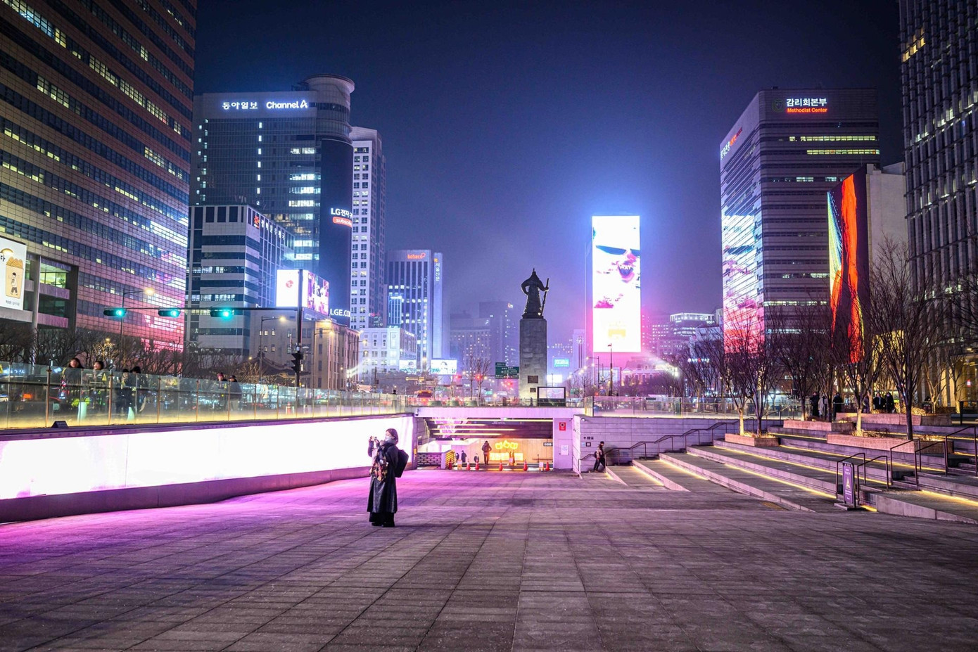 Lo ngại sự kiện ngo&agrave;i trời chưa từng c&oacute; tiền lệ- Ảnh 2.