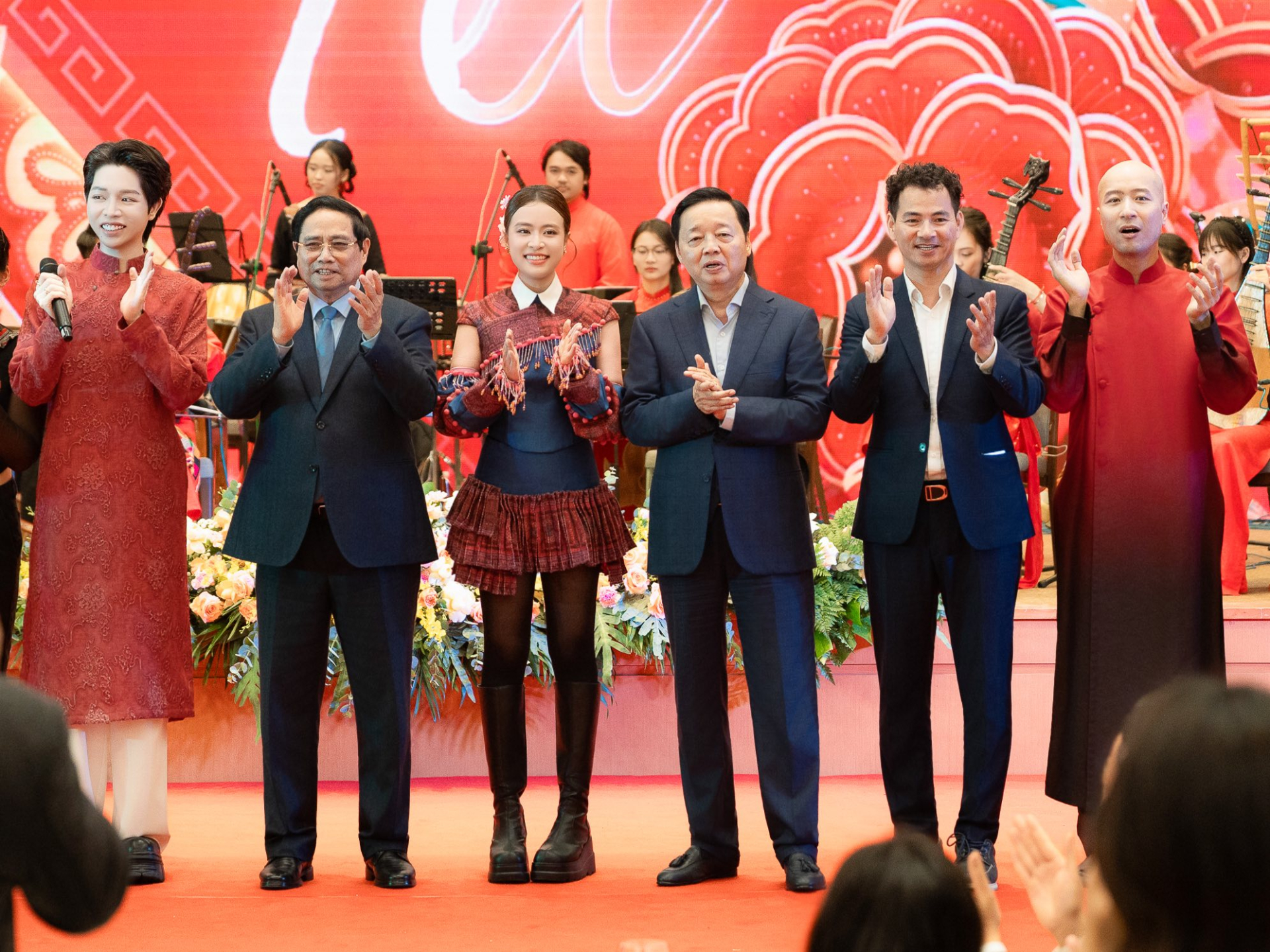 Nữ ca sĩ được Cục Nghệ thuật Biểu diễn cảm ơn: Ra 2 album định h&igrave;nh nhạc Việt, tham gia loạt sự kiện cấp quốc gia- Ảnh 8.