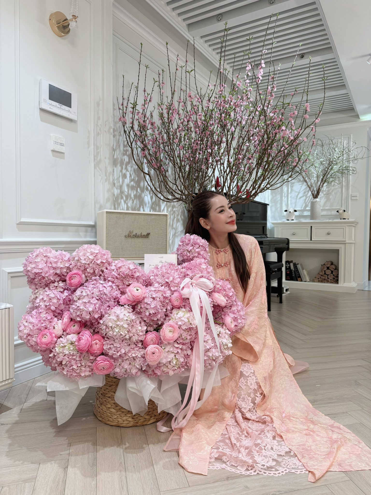 Chi Pu khoe nh&agrave; đ&oacute;n Tết nhưng netizen lại nh&igrave;n c&aacute;i kh&aacute;c- Ảnh 2.