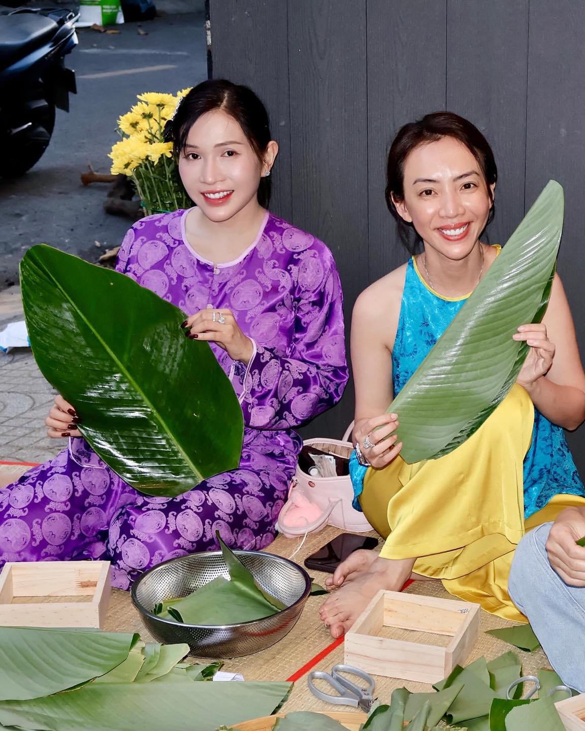 29 Tết MXH ngập ảnh d&agrave;n sao Việt diện &aacute;o b&agrave; ba, kh&ocirc;ng kh&iacute; xốn xang vui qu&aacute; chừng!- Ảnh 4.