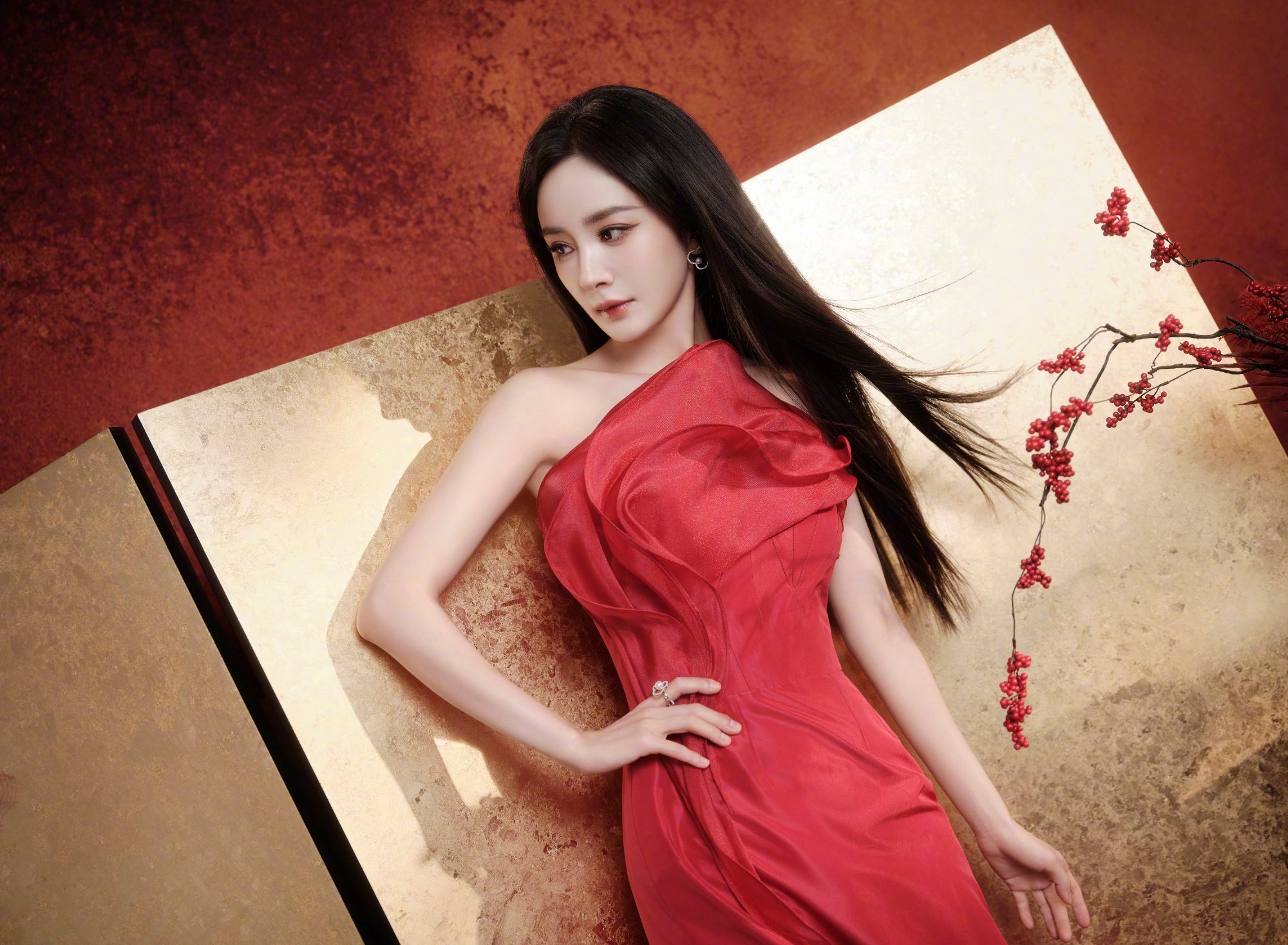 Đào mai nở rộ cũng thua mỹ nhân đẹp nhất 29 Tết: Visual nữ thần mùa xuân, càng ngắm càng vui phơi phới- Ảnh 18. Đào mai nở rộ cũng thua mỹ nhân đẹp nhất 29 Tết: Visual nữ thần mùa xuân, càng ngắm càng vui phơi phới- Ảnh 18.