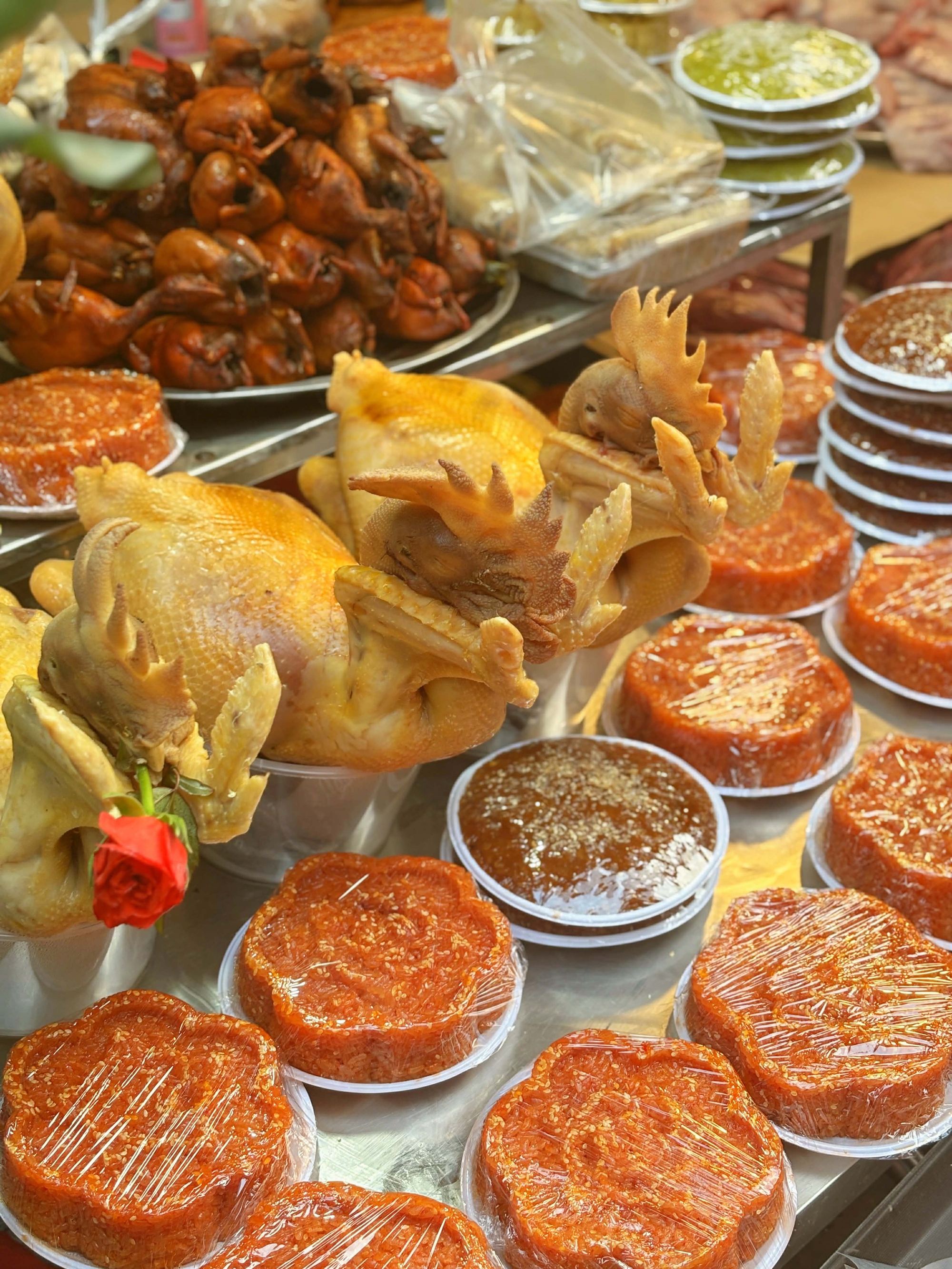 29 Tết: Không phải Hàng Bè, đây mới là nên cần đến nếu muốn tìm kiếm những nét truyền thống của Tết xưa- Ảnh 3. 29 Tết: Không phải Hàng Bè, đây mới là nên cần đến nếu muốn tìm kiếm những nét truyền thống của Tết xưa- Ảnh 3.