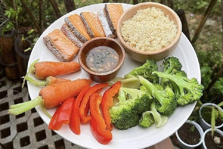 Sai lầm thường gặp khi ăn Tết khiến người bệnh đ&aacute;i th&aacute;o đường nhập viện- Ảnh 2.