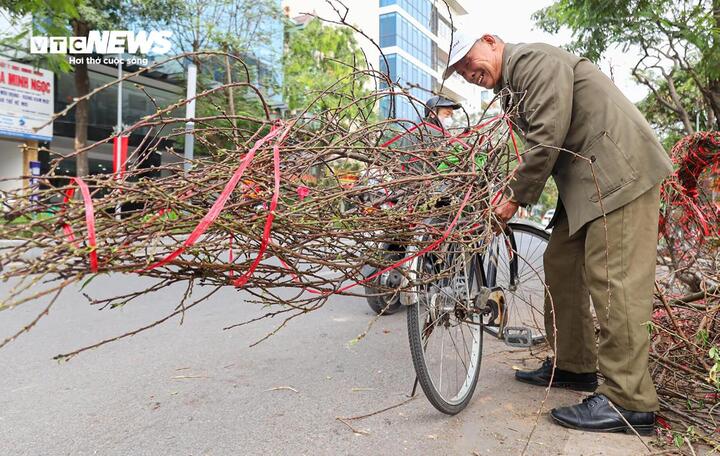 Dự b&aacute;o thời tiết 29 Tết: Miền Bắc nắng đến 28&deg;C trước khi đ&oacute;n kh&ocirc;ng kh&iacute; lạnh- Ảnh 1.
