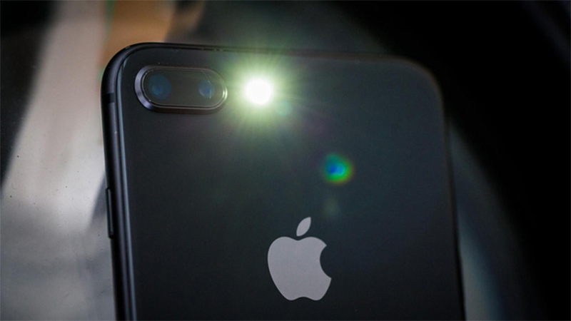 Đừng để khoảnh khắc Giao thừa 2026 thành thảm họa: Mẹo chụp đêm đỉnh cao với điện thoại mà ai cũng nên biết- Ảnh 2.