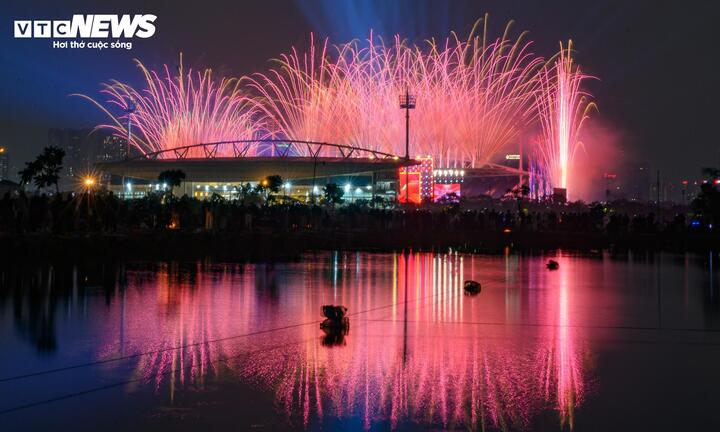 Chi tiết 33 điểm bắn ph&aacute;o hoa đ&ecirc;m Giao thừa Tết Nguy&ecirc;n đ&aacute;n 2026 tại H&agrave; Nội- Ảnh 1.