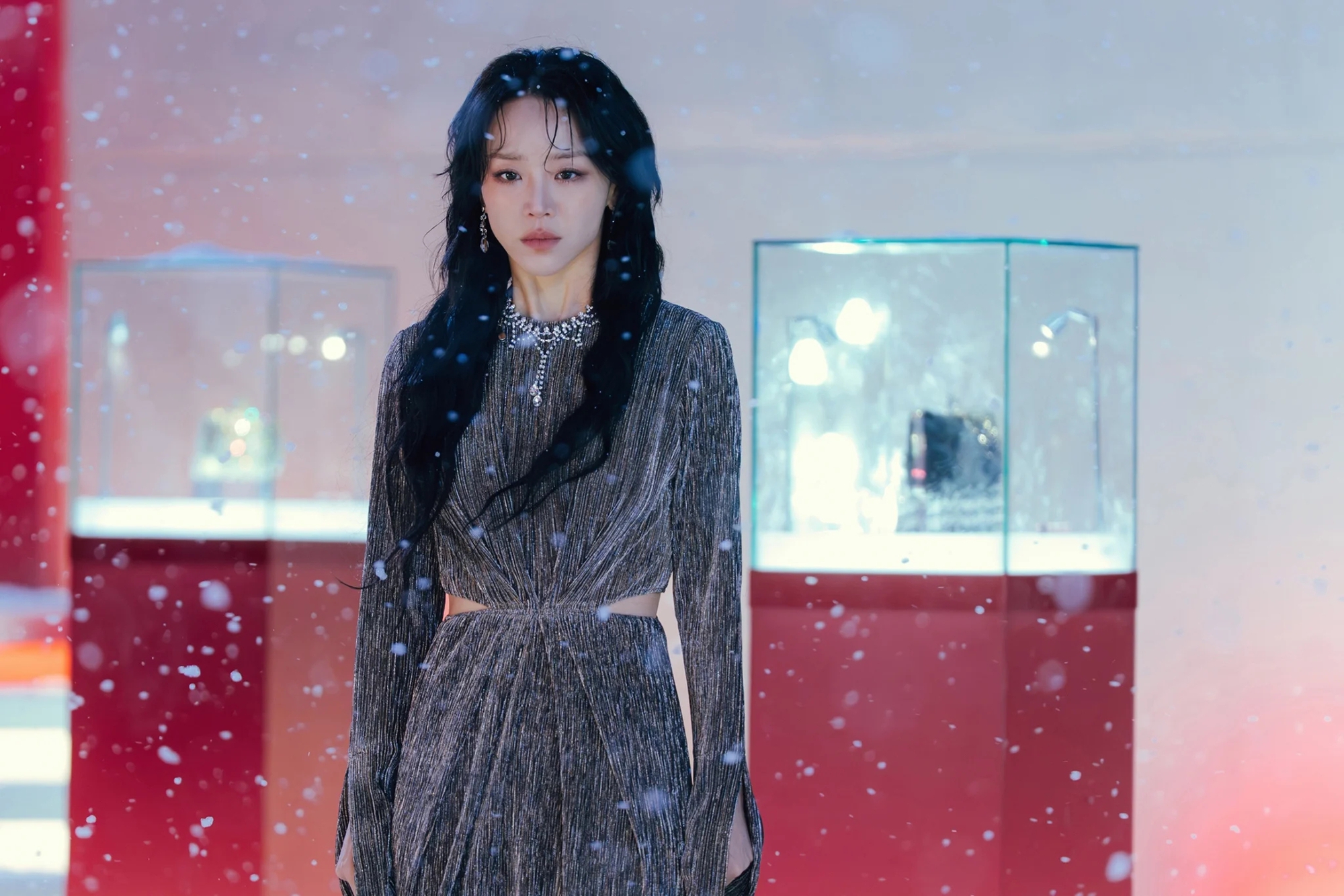 Bỏ lỡ phim H&agrave;n hay nhất Tết 2026 thiệt r&aacute;ng chịu: Chiếu 1 ng&agrave;y đ&atilde; chiếm top 1 Việt Nam, nữ ch&iacute;nh đẹp đi&ecirc;n đỉnh- Ảnh 3.