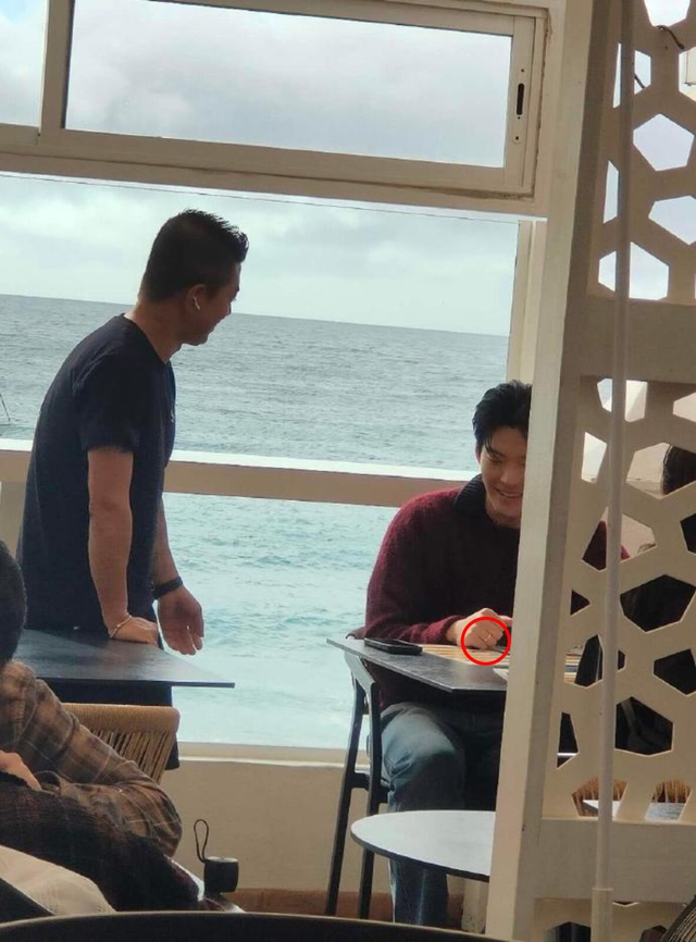 Trời ơi, Shin Min Ah - Kim Woo Bin kh&ocirc;ng được ở b&ecirc;n nhau thật ư?- Ảnh 5.