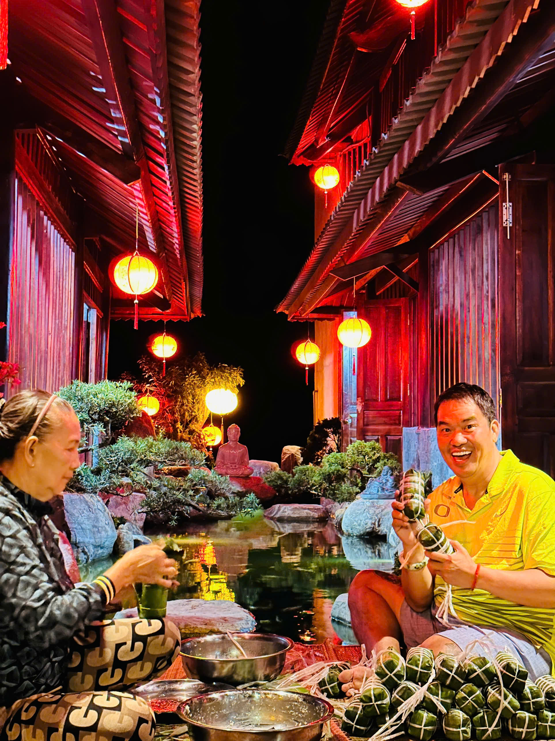 Nam nghệ sĩ đ&oacute;n Tết ở cơ ngơi 10.000 m2, đẹp như khu nghỉ dưỡng, hoa phủ k&iacute;n nh&agrave;- Ảnh 9.