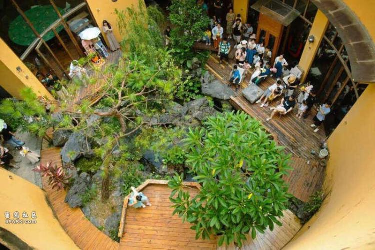 Đại gia chi tiền khủng mua mảnh đất rộng 30.000m2 để xây “công trình để đời”: Hơn 20 năm vẫn chưa hoàn thành- Ảnh 3. Đại gia chi tiền khủng mua mảnh đất rộng 30.000m2 để xây “công trình để đời”: Hơn 20 năm vẫn chưa hoàn thành- Ảnh 3.