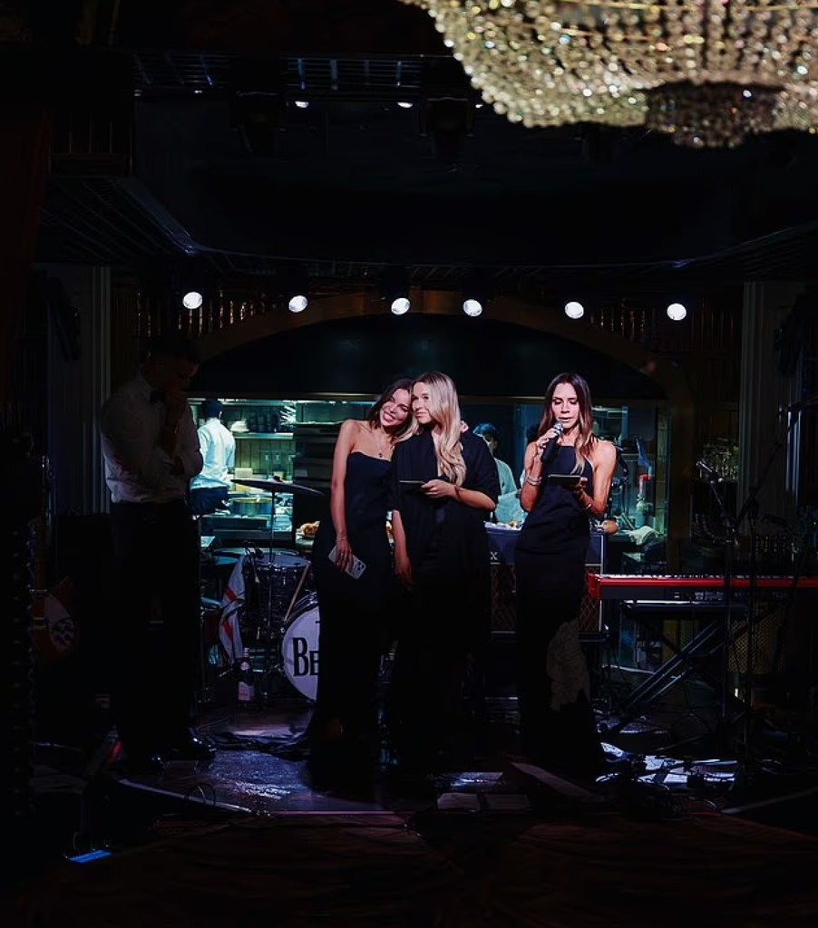 Tiểu thư Harper Beckham chiếm spotlight của anh trai giữa s&oacute;ng gi&oacute; gia tộc- Ảnh 2.