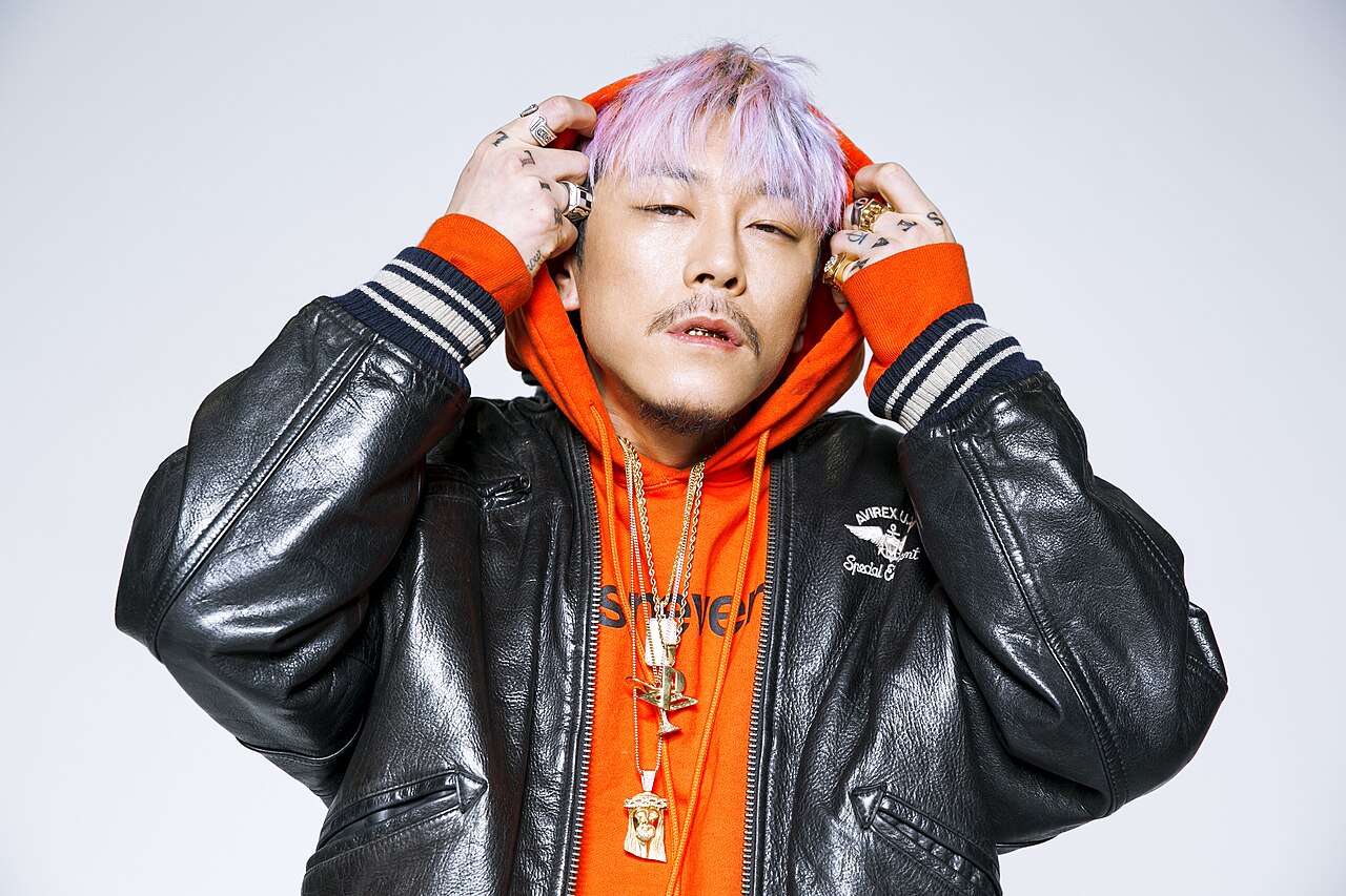 Cặp đ&ocirc;i showbiz ly h&ocirc;n đ&uacute;ng ng&agrave;y m&ugrave;ng 1 Tết sau 8 năm mặn nồng- Ảnh 2.