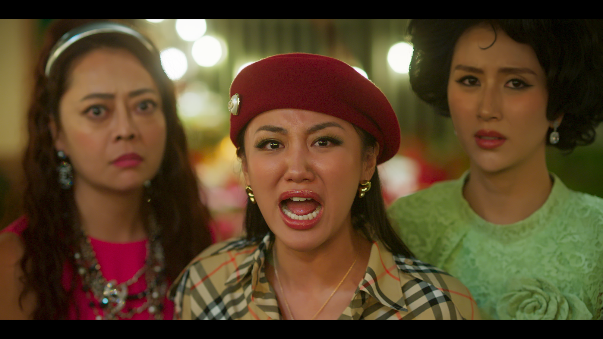 Thỏ Ơi!! thống trị phòng vé ngày mùng 1 Tết: Doanh thu gấp 2 lần 3 đối thủ cộng lại, cả MXH chưa thấy ai chê- Ảnh 4. Thỏ Ơi!! thống trị phòng vé ngày mùng 1 Tết: Doanh thu gấp 2 lần 3 đối thủ cộng lại, cả MXH chưa thấy ai chê- Ảnh 4.