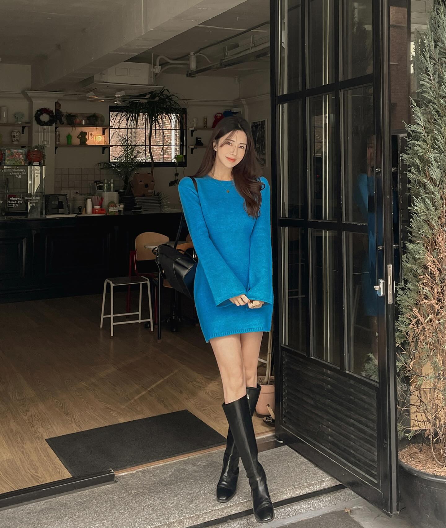 5 c&aacute;ch diện đồ k&eacute;o ch&acirc;n d&agrave;i m&agrave; mọi chị em sẽ cần ngay cả khi hết Tết- Ảnh 8.