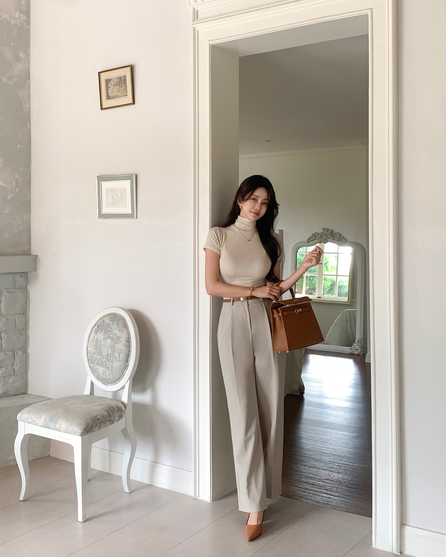 5 c&aacute;ch diện đồ k&eacute;o ch&acirc;n d&agrave;i m&agrave; mọi chị em sẽ cần ngay cả khi hết Tết- Ảnh 2.