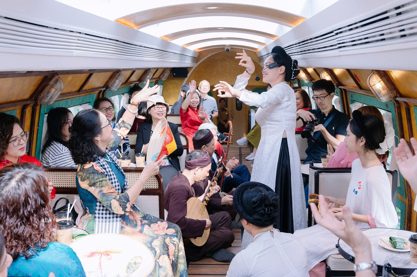 T&agrave;u H&agrave; Nội 5 cửa &ocirc; &lsquo;mở h&agrave;ng&rsquo; chương tr&igrave;nh đặc biệt s&aacute;ng M&ugrave;ng 1 Tết- Ảnh 5.