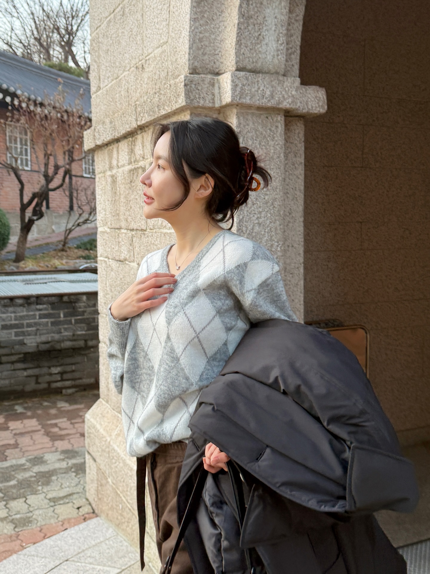 5 kiểu t&oacute;c l&ecirc;n h&igrave;nh sống ảo đẹp m&atilde;n nh&atilde;n, n&acirc;ng cấp cả bộ trang phục- Ảnh 3.