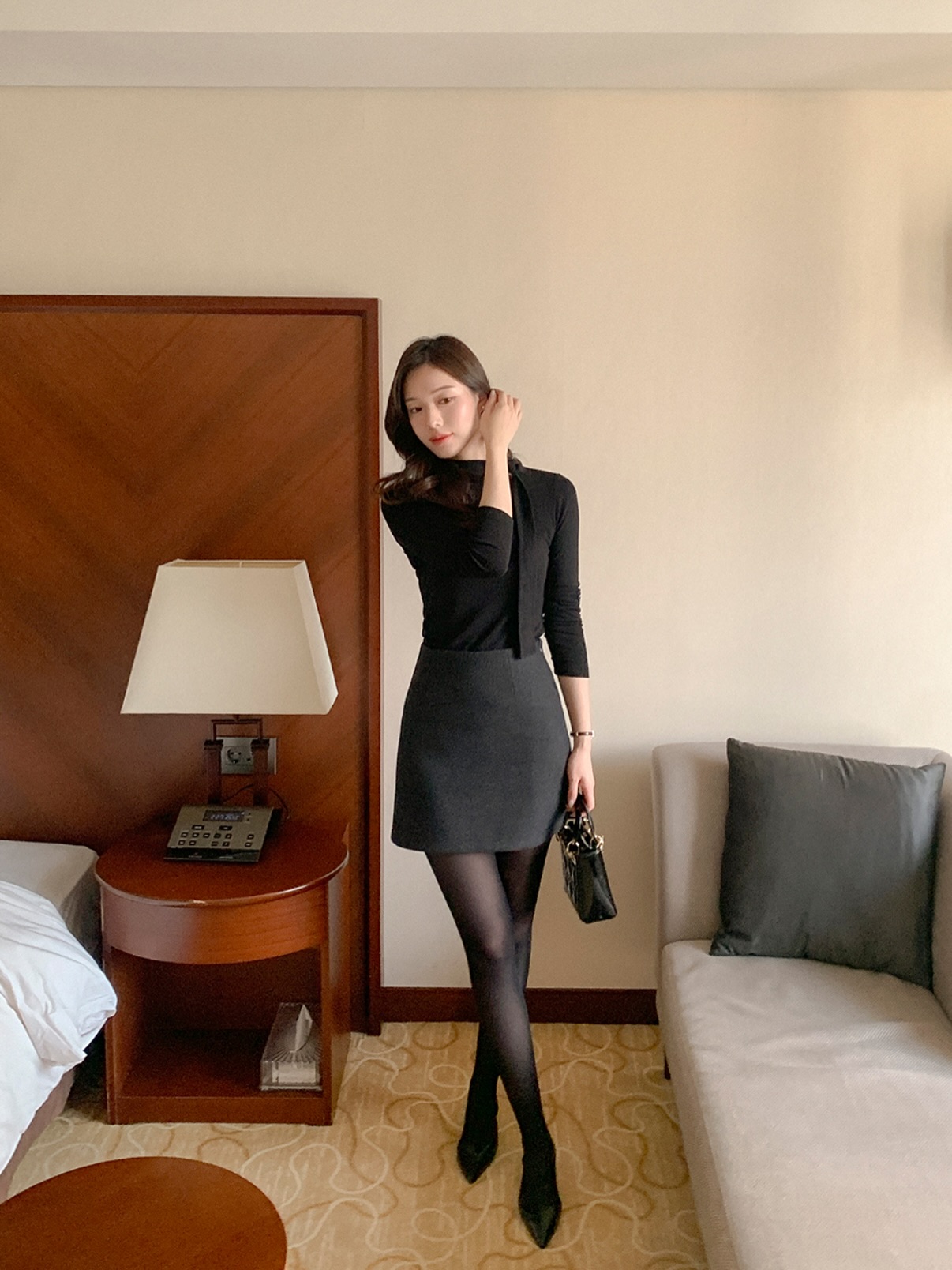 5 c&aacute;ch diện đồ k&eacute;o ch&acirc;n d&agrave;i m&agrave; mọi chị em sẽ cần ngay cả khi hết Tết- Ảnh 4.