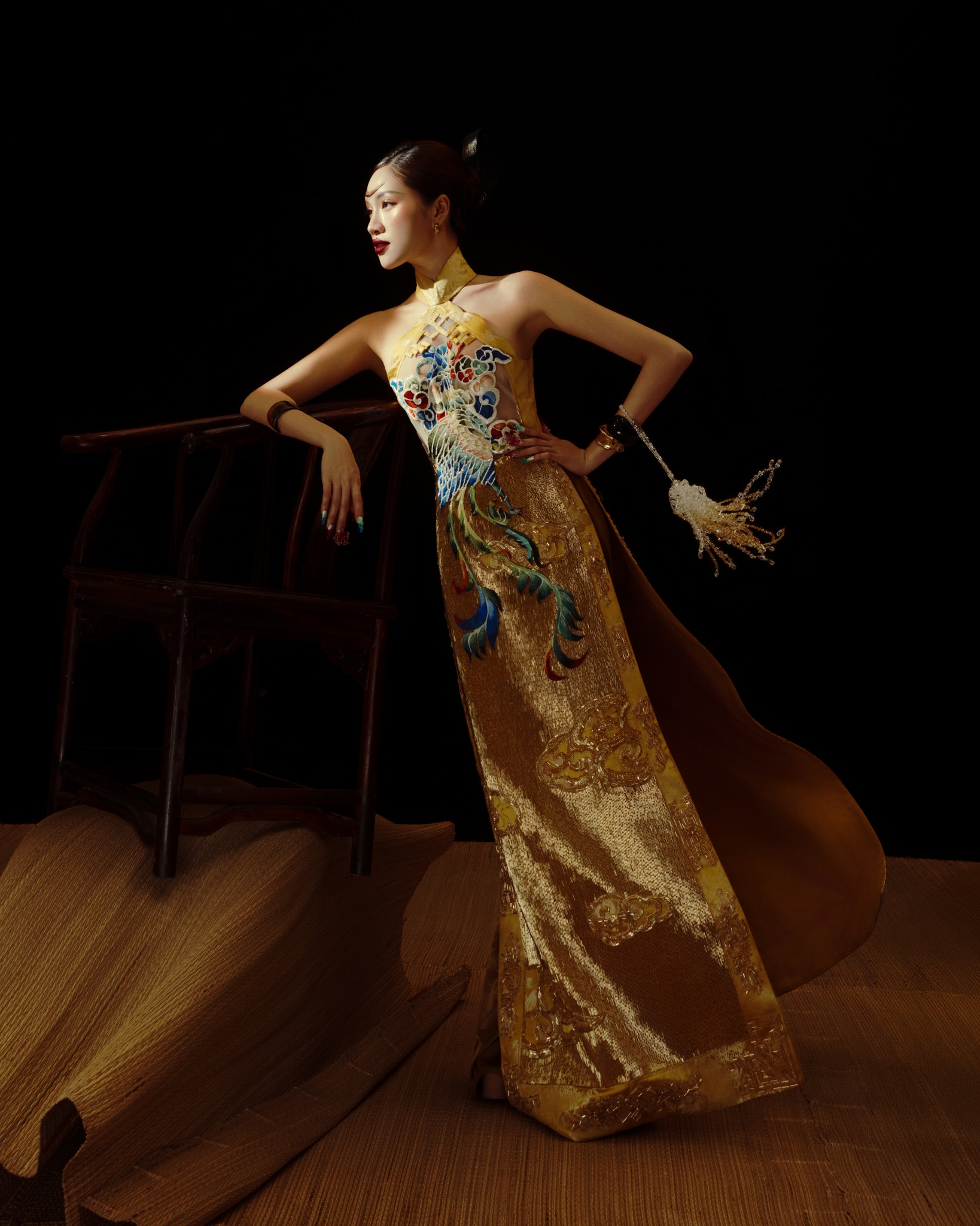 Mùng 1 Tết, cả Việt Nam diện áo dài đẹp điên 10 điểm- Ảnh 8.