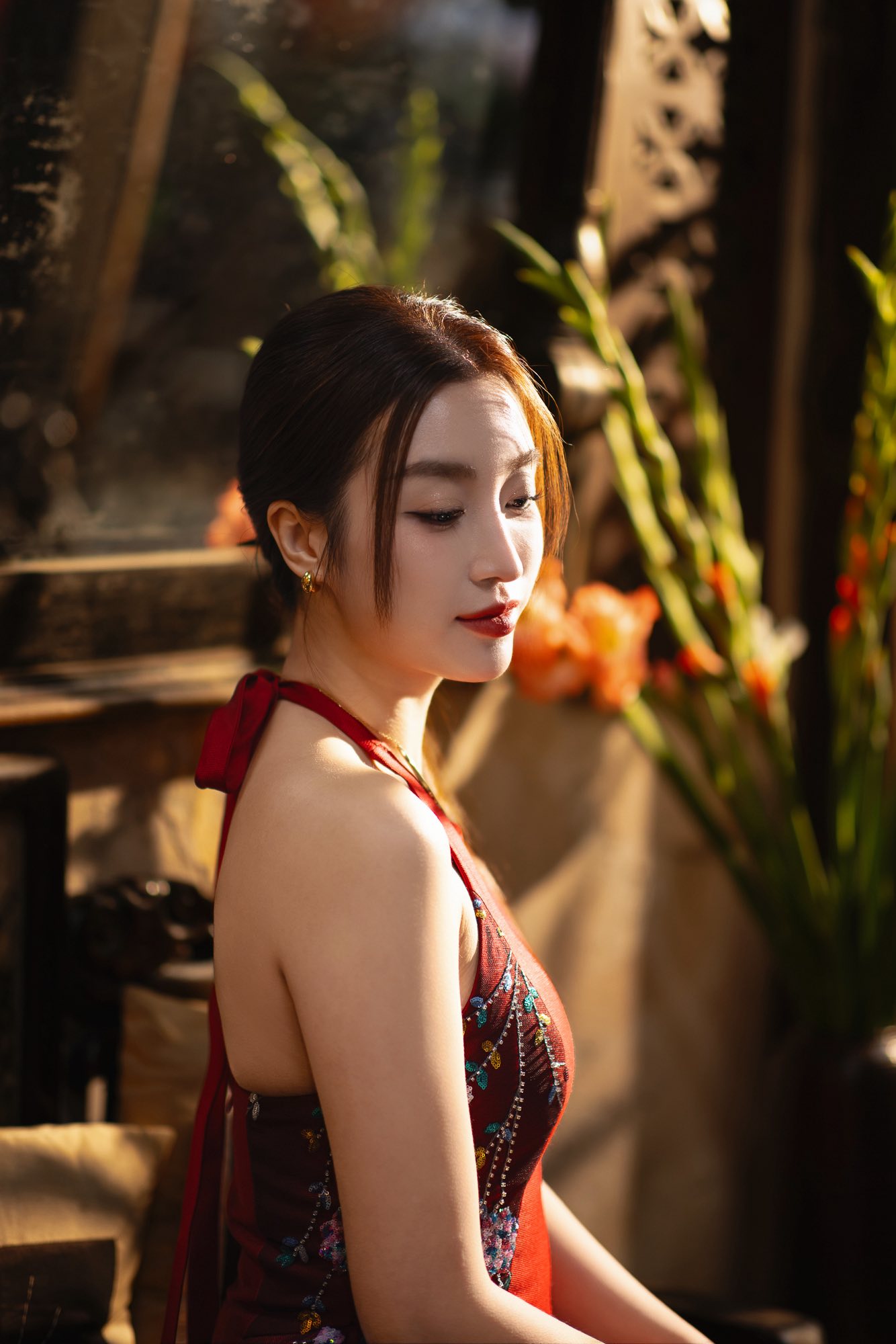 Đỗ Mỹ Linh đ&oacute;n tết ngọt ng&agrave;o b&ecirc;n chồng Chủ tịch, netizen x&ocirc;n xao v&igrave; visual c&oacute; phần 