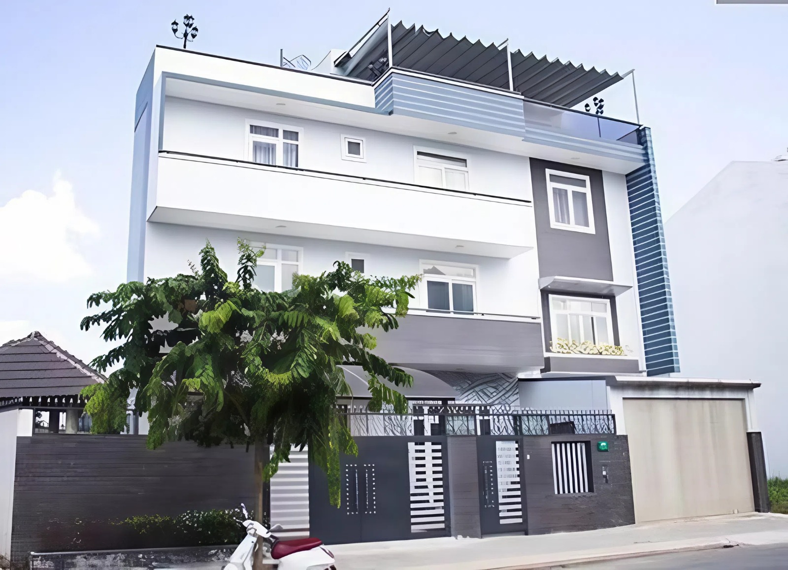 &ldquo;&Ocirc;ng ho&agrave;ng cải lương&rdquo; tuổi ngựa từng c&oacute; 1000 c&acirc;y v&agrave;ng, tuổi 60 sống b&ecirc;n vợ 3 trong biệt thự ở TP.HCM- Ảnh 6.