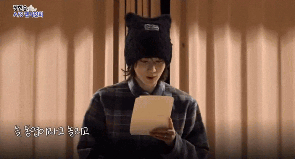 Nam ca sĩ l&agrave;m l&agrave;nh với fan sau 15 năm giận hờn!- Ảnh 1.