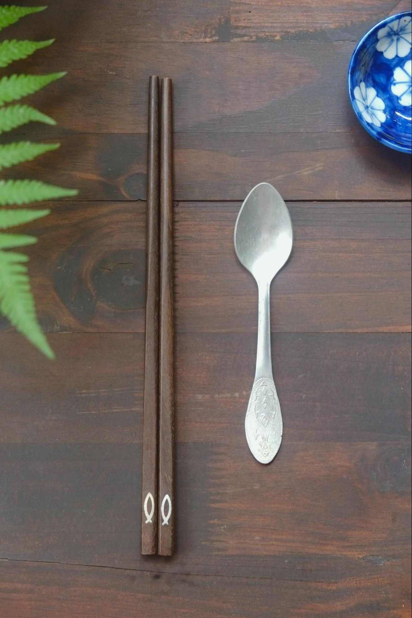 Đ&ocirc;i đũa đầu năm - m&oacute;n qu&agrave; nhỏ mang theo lời ch&uacute;c đủ đầy- Ảnh 2.