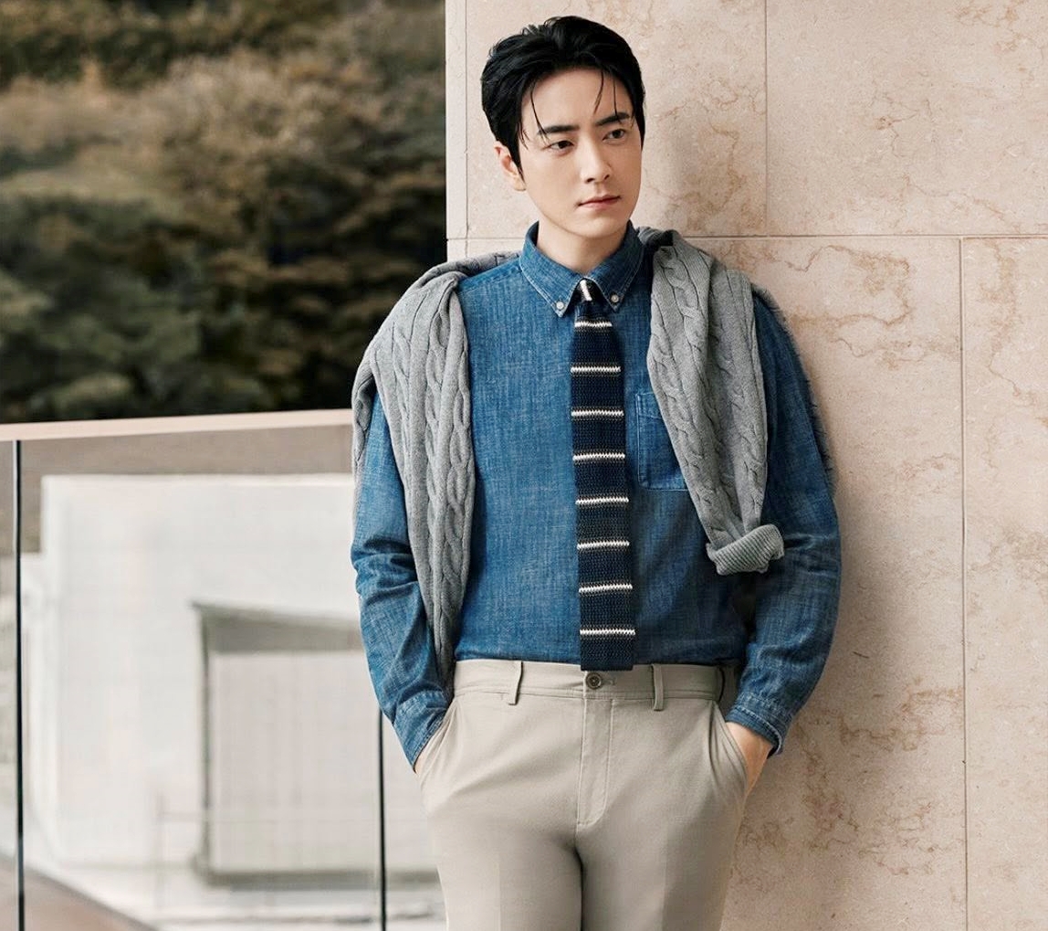 Mỹ nam đóng cùng lúc 2 phim Hàn đang cực hot: Hậu duệ hoàng tộc “hàng real”, cao quý từ phim đến đời- Ảnh 11. Mỹ nam đóng cùng lúc 2 phim Hàn đang cực hot: Hậu duệ hoàng tộc “hàng real”, cao quý từ phim đến đời- Ảnh 11.