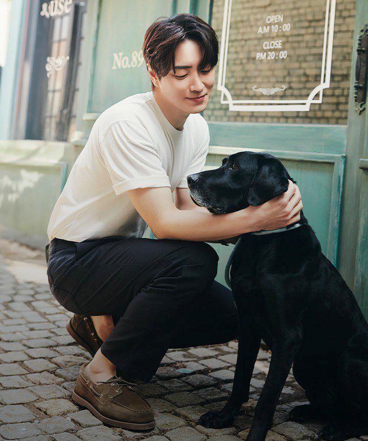 Mỹ nam đóng cùng lúc 2 phim Hàn đang cực hot: Hậu duệ hoàng tộc “hàng real”, cao quý từ phim đến đời- Ảnh 9. Mỹ nam đóng cùng lúc 2 phim Hàn đang cực hot: Hậu duệ hoàng tộc “hàng real”, cao quý từ phim đến đời- Ảnh 9.