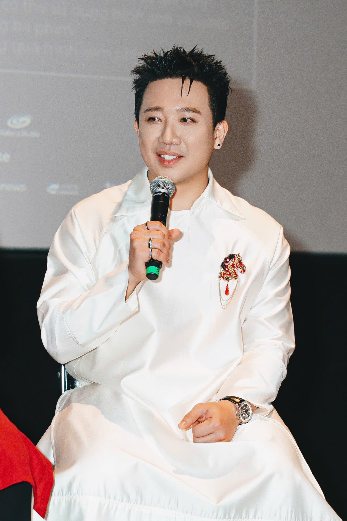 Từ Bố Gi&agrave; đến Thỏ Ơi!!: H&agrave;nh tr&igrave;nh tự l&agrave;m kh&oacute; m&igrave;nh của Trấn Th&agrave;nh- Ảnh 7.