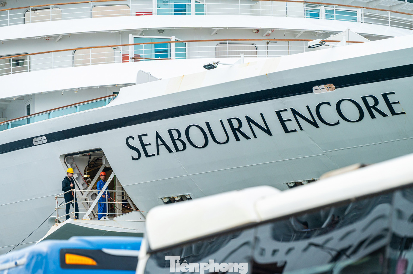 T&agrave;u biển quốc tế chở gần 2.400 kh&aacute;ch du lịch Quảng Ninh m&ugrave;ng 1 Tết- Ảnh 11.