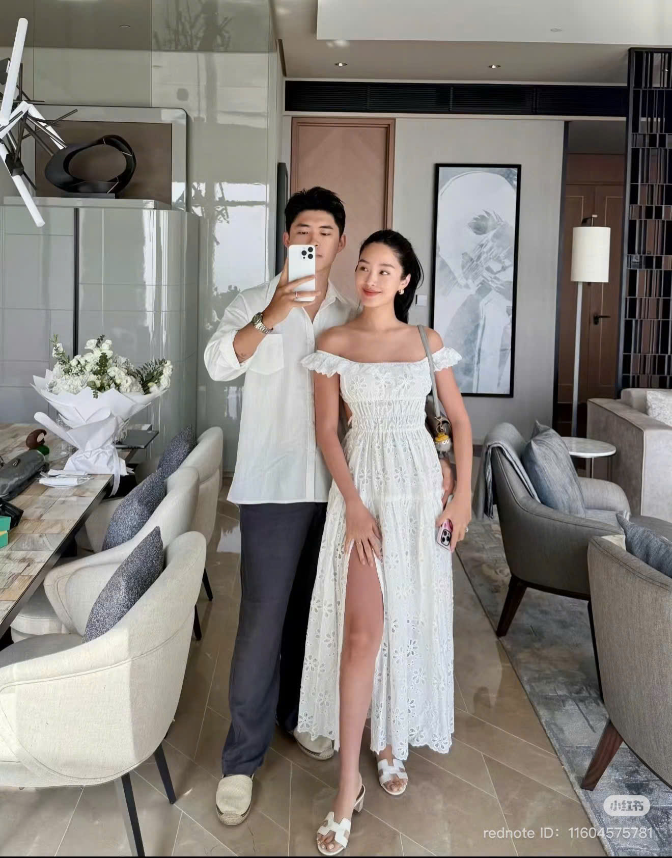 Mỹ nhân 92 sinh con cho thiếu gia tập đoàn được nhà chồng chấp thuận, khoe ảnh đón Tết trong dinh thự xa hoa- Ảnh 2. Mỹ nhân 92 sinh con cho thiếu gia tập đoàn được nhà chồng chấp thuận, khoe ảnh đón Tết trong dinh thự xa hoa- Ảnh 2.