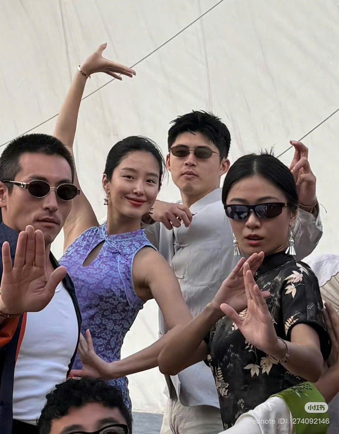 Mỹ nhân 92 sinh con cho thiếu gia tập đoàn được nhà chồng chấp thuận, khoe ảnh đón Tết trong dinh thự xa hoa- Ảnh 7. Mỹ nhân 92 sinh con cho thiếu gia tập đoàn được nhà chồng chấp thuận, khoe ảnh đón Tết trong dinh thự xa hoa- Ảnh 7.