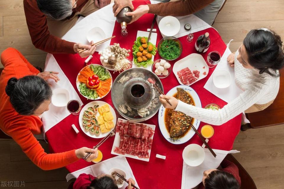 Khách đến đông ngày mùng 2: Làm sao để nhà không biến thành “bãi chiến trường” sau 1 buổi sáng?- Ảnh 2. Khách đến đông ngày mùng 2: Làm sao để nhà không biến thành “bãi chiến trường” sau 1 buổi sáng?- Ảnh 2.