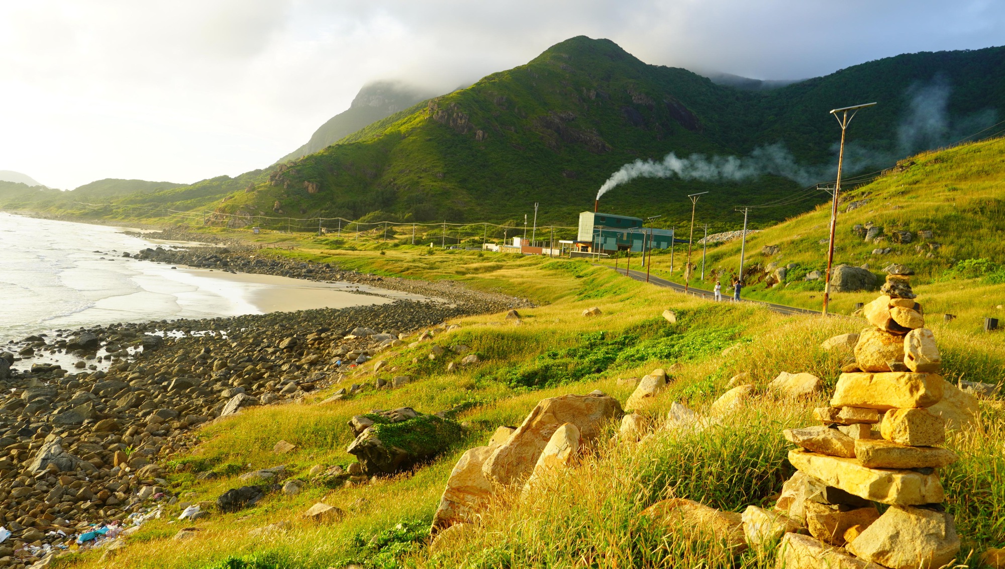 Say đắm cung đường B&atilde;i Nh&aacute;t giữa miền xanh C&ocirc;n Đảo- Ảnh 1.