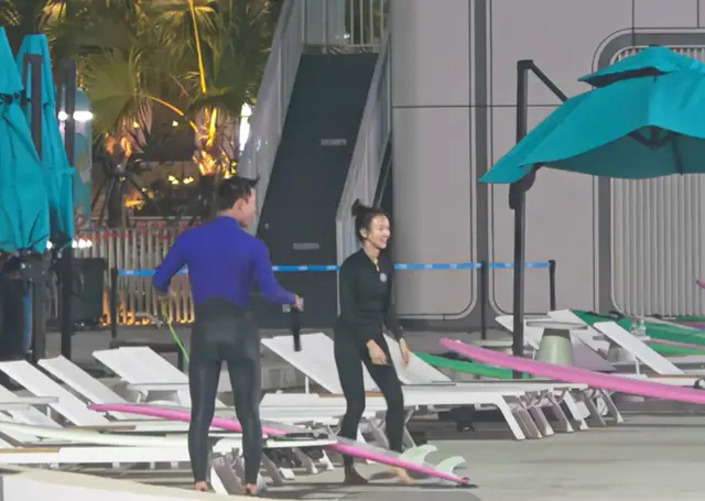 T&oacute;m gọn cặp diễn vi&ecirc;n đi du lịch biển đầu năm, đ&atilde; h&agrave;n gắn sau 5 th&aacute;ng trục trặc- Ảnh 2.